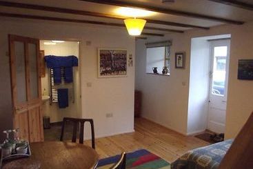 تختخواب و صبحانه The Old Farmhouse Lelant