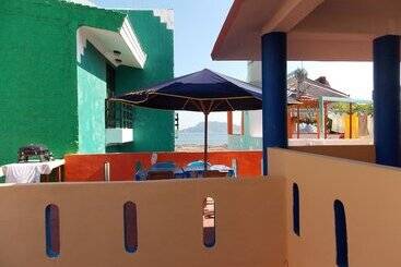 هتل Bahía