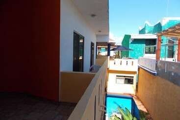 هتل Bahía