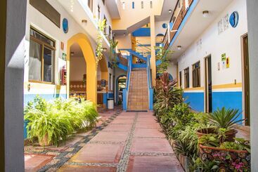 هتل Bahía