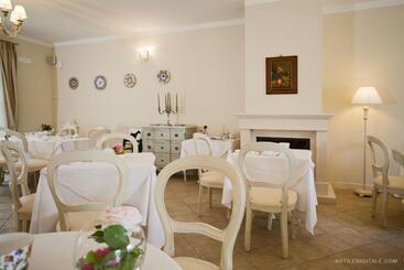هتل Borgo Conde Wine Resort