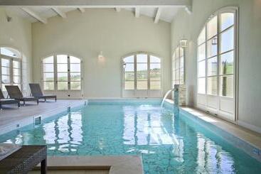 هتل Borgo Conde Wine Resort