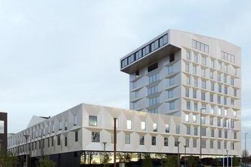 Clarion Hotel Air