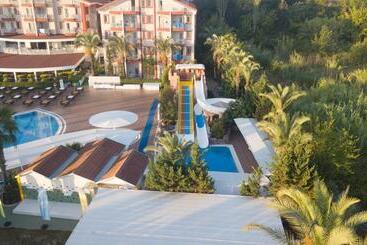 هتل Fun&sun Smart Hane Sun