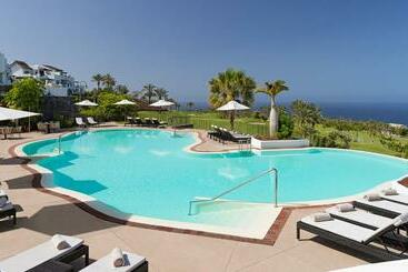 هتل Las Terrazas de Abama Suites