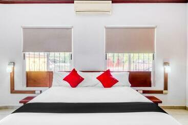 Monte Salerno Hotel & Suites