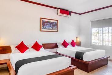 Monte Salerno Hotel & Suites
