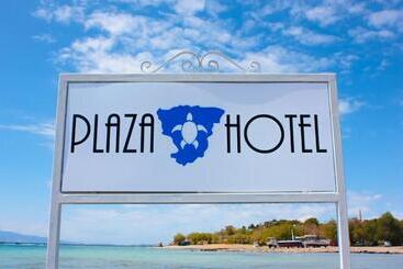 هتل Plaza