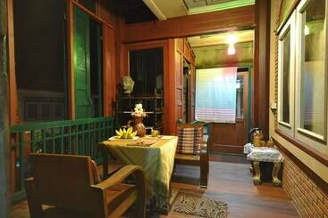 هتل The Sixty At Ayutthaya