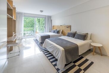 Lemon Suites