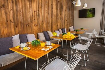 Lemon Suites