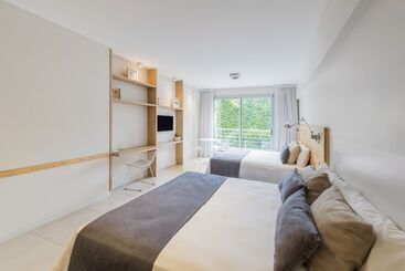 Lemon Suites