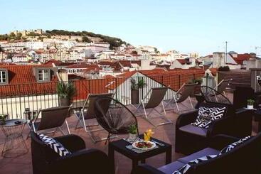 پانسیون The Art Inn Lisbon