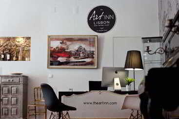پانسیون The Art Inn Lisbon