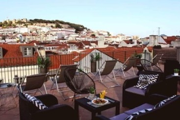 پانسیون The Art Inn Lisbon