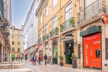 پانسیون The Art Inn Lisbon