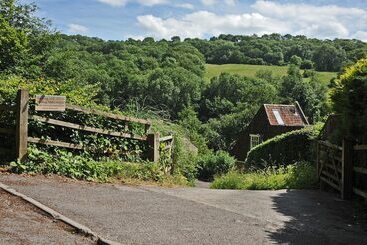 Tucking Mill View