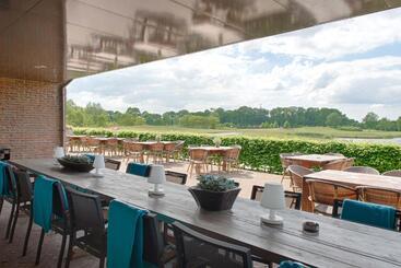 هتل Golf Lodge
