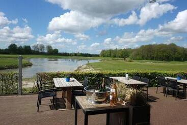 هتل Golf Lodge