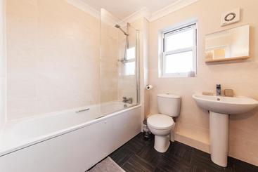 Cb1 Apartments