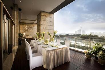 هتل Crowne Plaza Fuzhou Riverside, An Ihg