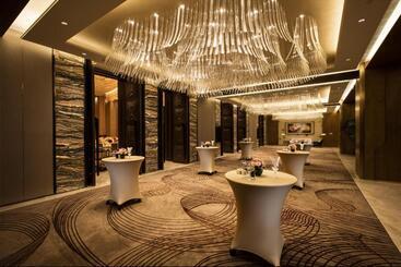 هتل Crowne Plaza Fuzhou Riverside, An Ihg
