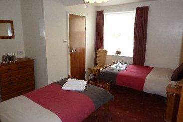 Elephant & Castle - Holmfirth