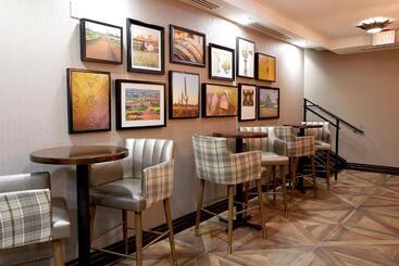 هتل Holiday Inn Express & Suites Louisville Downtown By Ihg