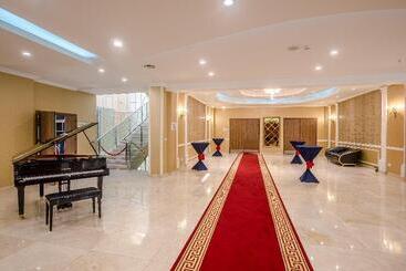 هتل Holiday Inn Ulaanbaatar, An Ihg
