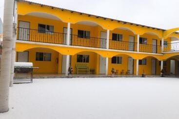 هتل Posada Del Cobre