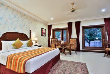 Regency Lagoon Resort - Rajkot