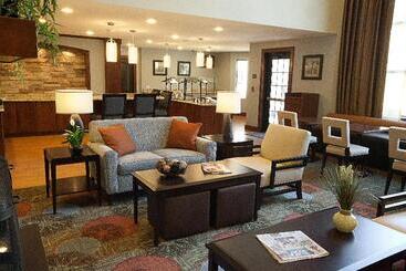 هتل Staybridge Suites Dearborn, An Ihg