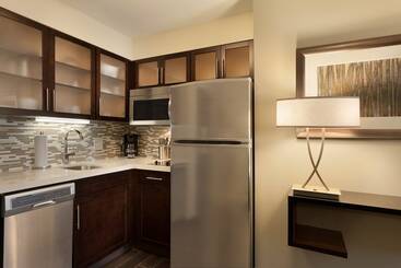 هتل Staybridge Suites Midland By Ihg
