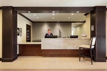 هتل Staybridge Suites Midland By Ihg