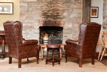 فندق The Old Inn