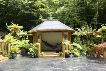هتل The Waterwheel