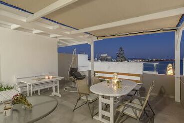 Panormos Hotel And Studios
