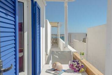 Panormos Hotel And Studios