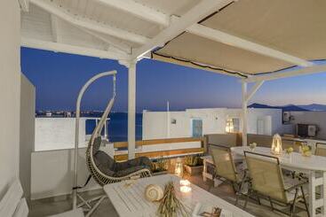 Panormos Hotel And Studios