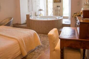 پانسیون Le Gourguillon