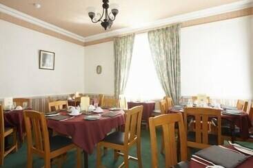 پانسیون Norcroft Guest House
