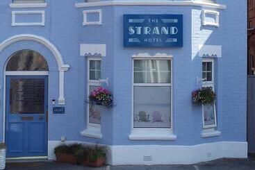 پانسیون The Strand