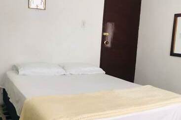 پانسیون Hostal La 18