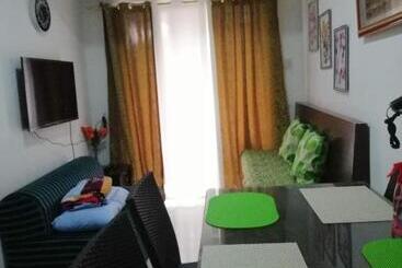 Condominium Ec Accommodation