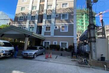 Condominium Ec Accommodation