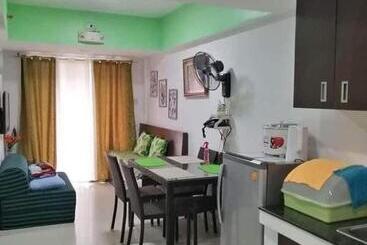 Condominium Ec Accommodation