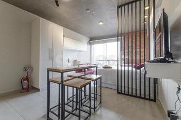هتل Chic And Comfy Loft With Bbq Terrace And Balcony