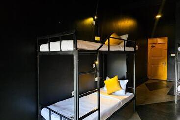 Sugar Hostel Weligama   Coliving & Coworking