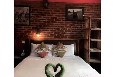 تختخواب و صبحانه New Shiva Guest House