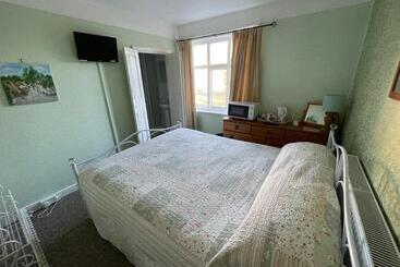 تختخواب و صبحانه The Bridge Street Historic Guest House